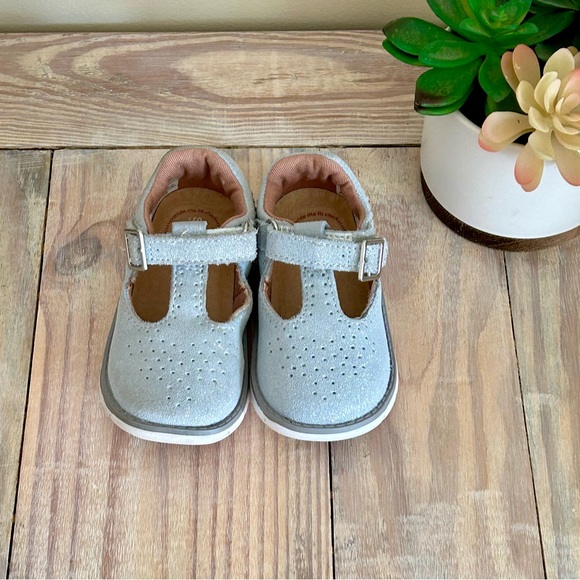 Stride Rite Nell Silver Mary Jane Flat - Picture 15 of 15